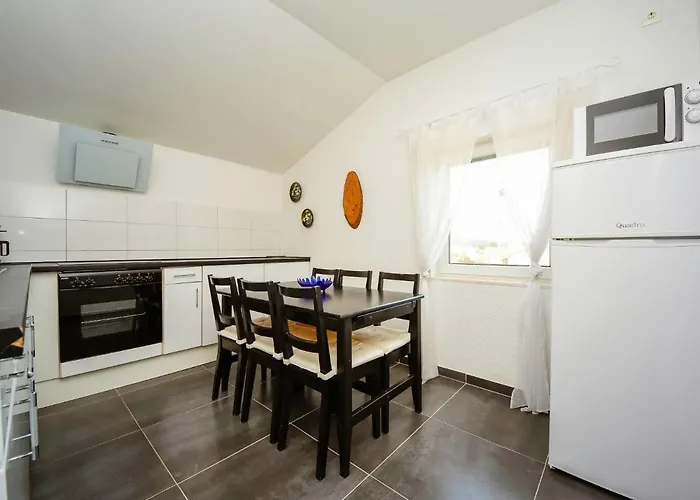 Marina-3 By Interhome Lägenhet Sukošan